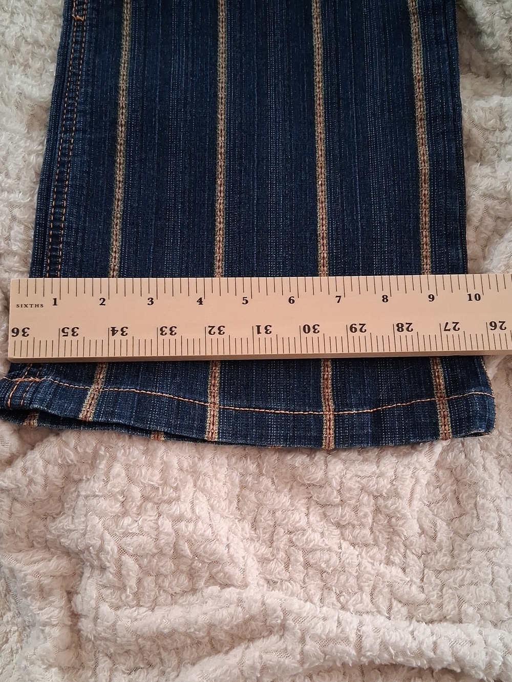 Baby Phat Womes Blue Jeans with Pinstripes 17/18 - Picture 8 of 9